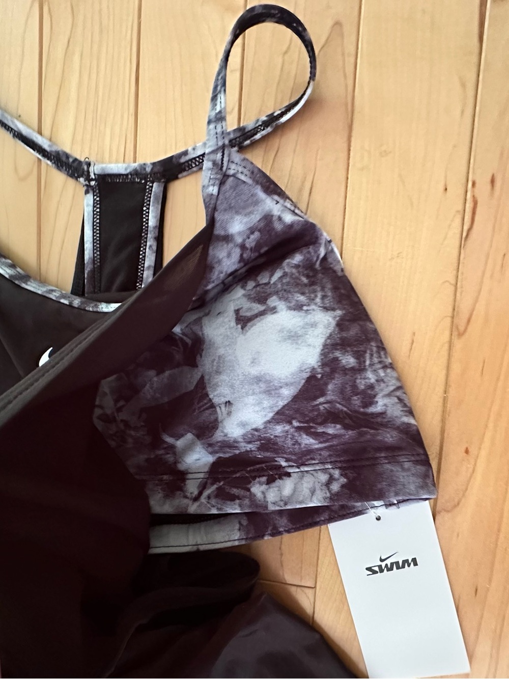 Nike Swim Women’s Layered Tankini Top in Black; NWT, Sz. M - Picture 6 of 13